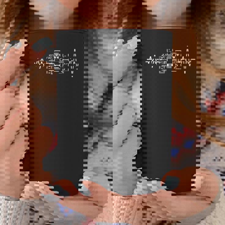 エレキギタープレーヤー ギターエフェクトペダル ハートビート コーヒーマグ 面白い贈り物