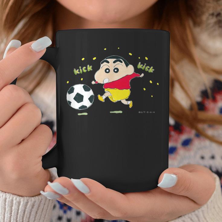 クレヨンしんちゃん しんちゃんとサッカー コーヒーマグ 面白い贈り物
