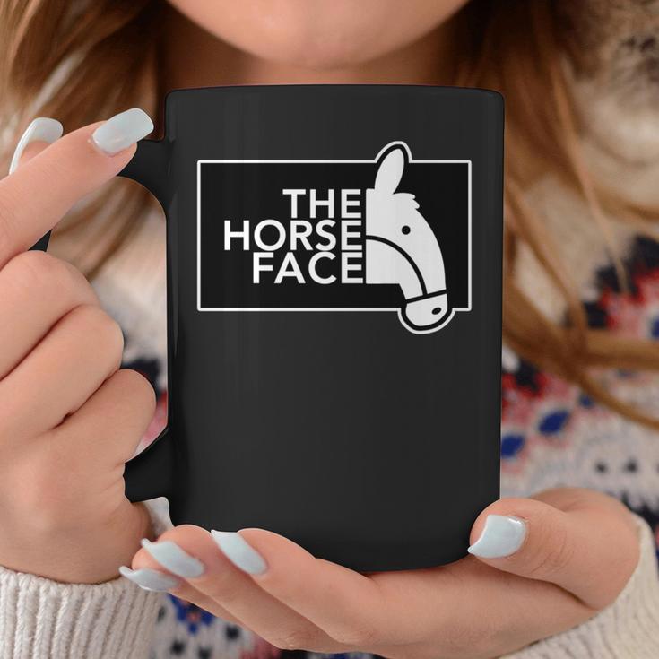 ザ・ホース・フェイス The Horse Face 午年 馬【十二支 干支】2026年 ブランド パロディ 長袖tシャツ コーヒーマグ 面白い贈り物