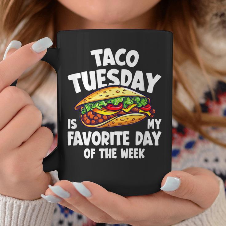 タコ・チューズデーは1週間のうちで一番好きな日 Taco Tuesday Is My Favorite Day コーヒーマグ 面白い贈り物