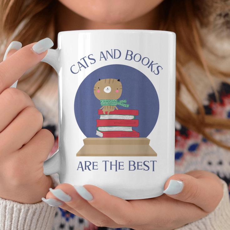 Cute CATS AND BOOKS ARE THE BEST SNOW GLOBE Graphic Print Coffee Mug Unique Gifts