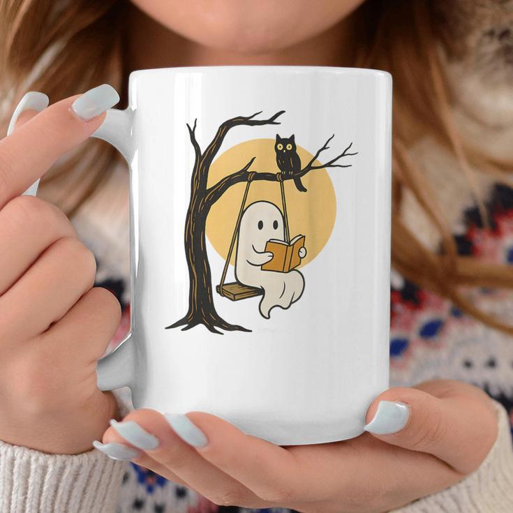 Cute Ghost Reading Halloween Book Lovers Librarians Teachers Graphic Print Coffee Mug Unique Gifts
