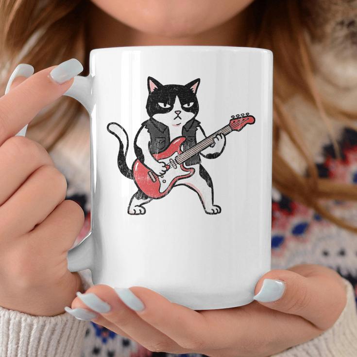 ベースギターを弾く 面白い ロック猫 バンド ミュージシャン ベーシスト 動物 コーヒーマグ 面白い贈り物