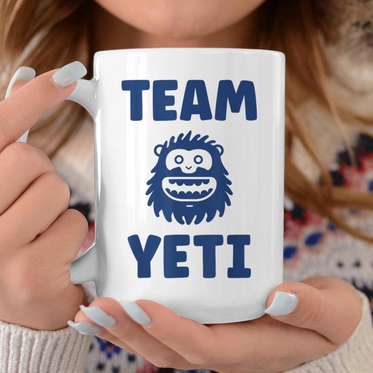 野獣のイエティ 忌まわしい雪だるまのユーモア 私はイエティが大好き Team Yeti コーヒーマグ 面白い贈り物