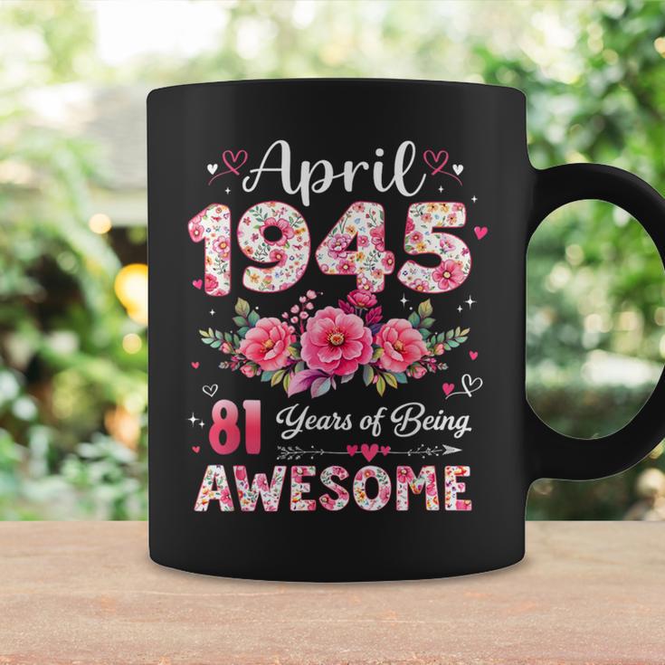 81歳 1945年4月 花柄 81歳 誕生日 男性 女性 コーヒーマグ ギフトのアイデア