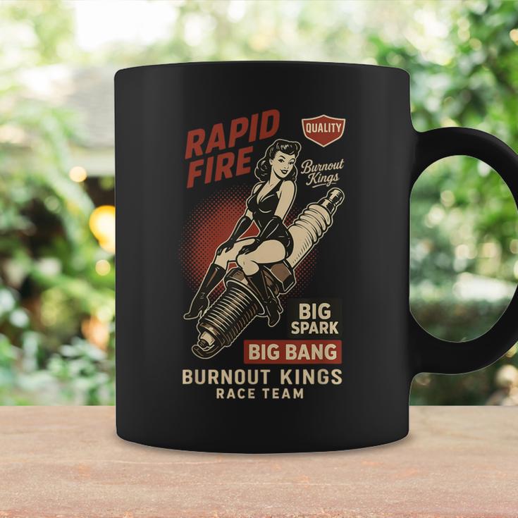 Burnout Kings レトロレーシングスパークプラグガールピンナップ ヴィンテージデザイン コーヒーマグ ギフトのアイデア