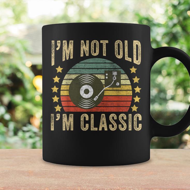 I'm Not Old I'm Classic ビニールレコード レトロ ビンテージ音楽 コーヒーマグ ギフトのアイデア