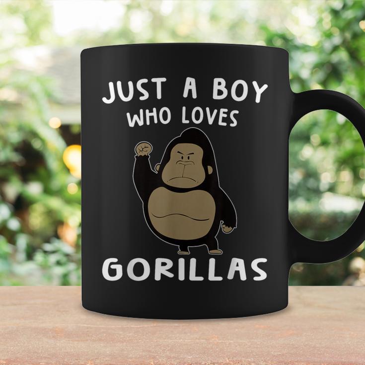 Just A Boy Who Loves Gorillas Gorilla Lover コーヒーマグ ギフトのアイデア