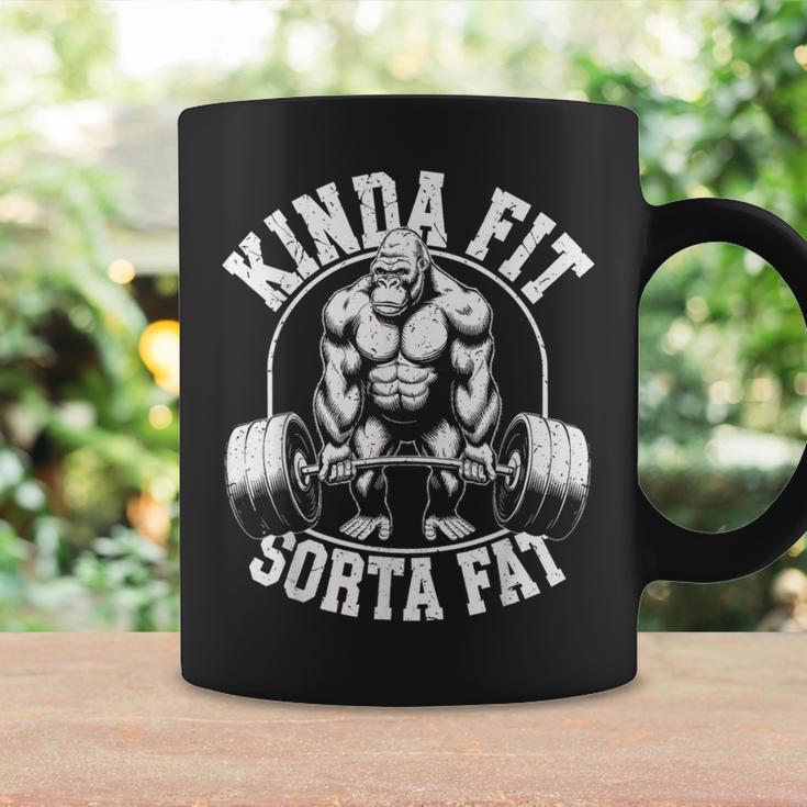 Kinda Fitorta Fat Gorilla 面白いワークアウトジムウェイトリフティング コーヒーマグ ギフトのアイデア