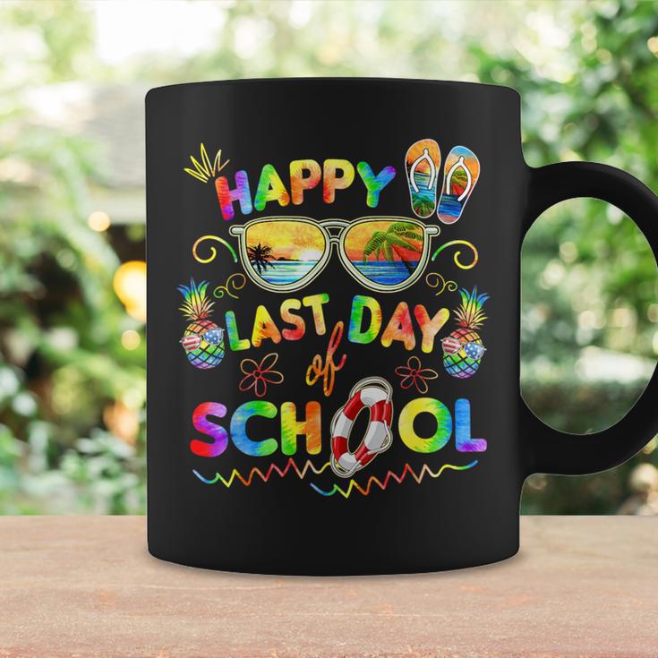 Last Day Ofchool For Teacher Off Duty Tie And Dye コーヒーマグ ギフトのアイデア