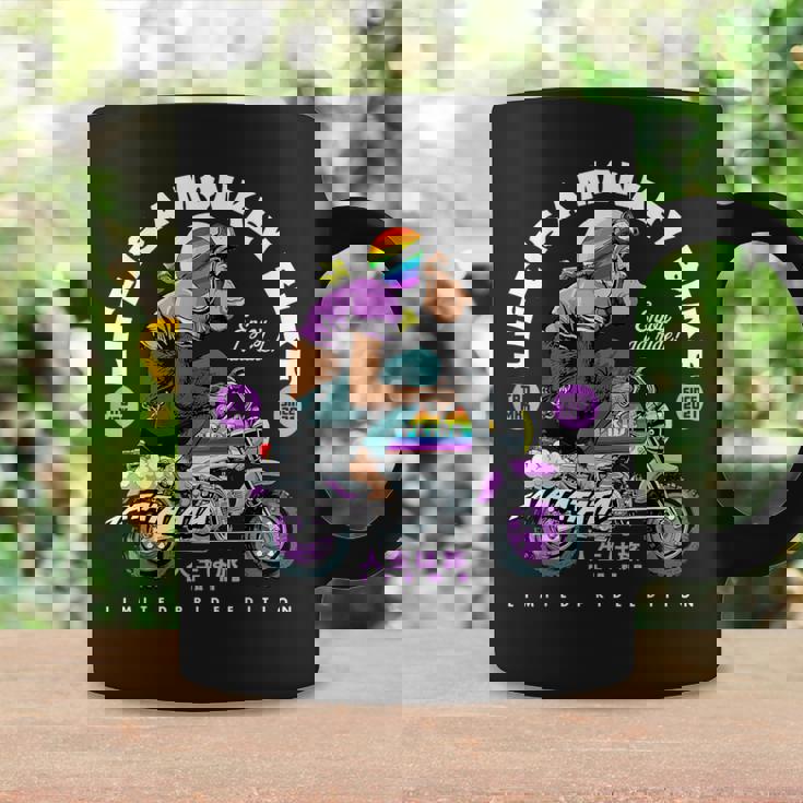 Life Is A Monkey Bike Fun ビンテージ バイカー プライドエディション コーヒーマグ ギフトのアイデア