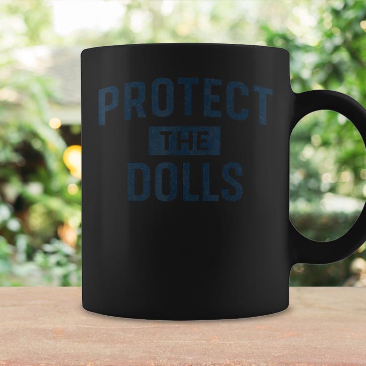 Protect The Dolls ドールを守れ ダメージ加工 コーヒーマグ ギフトのアイデア