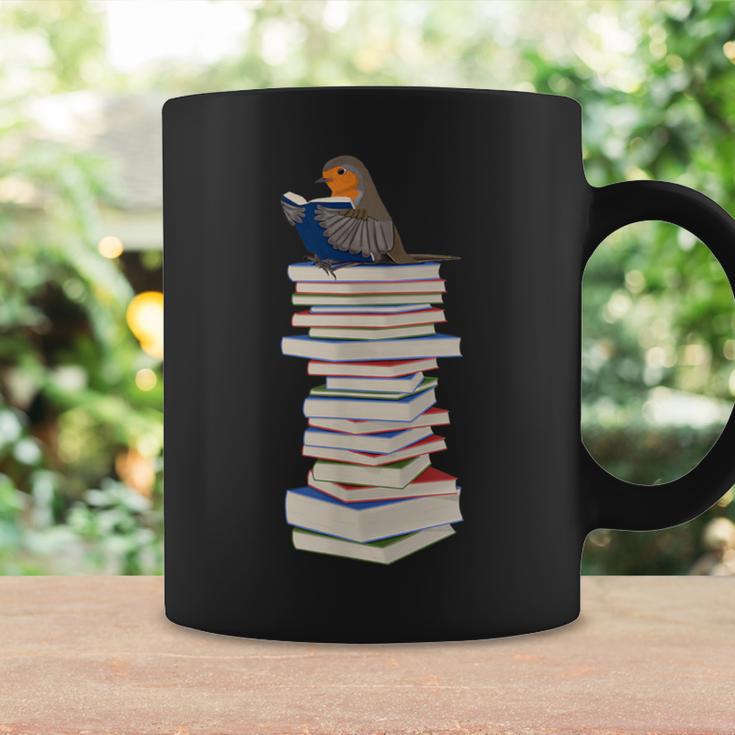 Robin Bird Reads Books Garden Backyard Birds Graphic Print Coffee Mug Gifts ideas