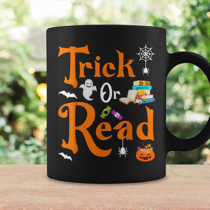 Trick Or Read Halloween Books Reading Lover Reader Graphic Print Coffee Mug Gifts ideas