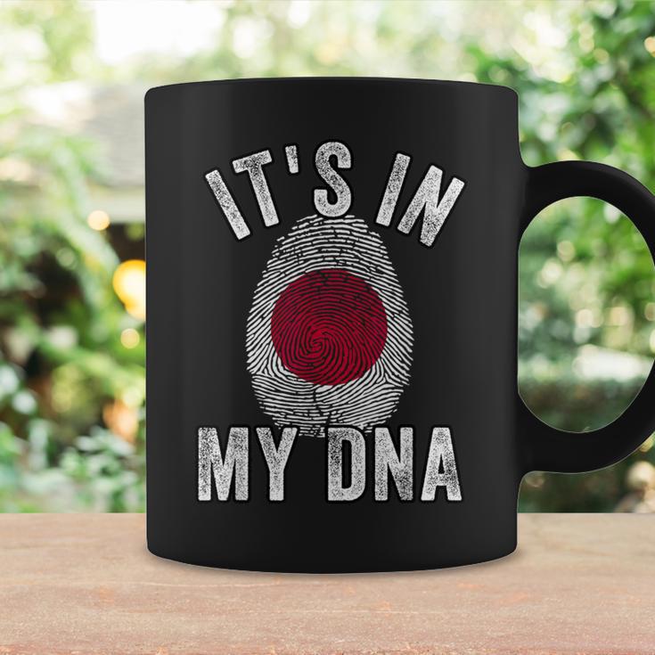 おかしな It's In My Dna 日本国旗 指紋 コーヒーマグ ギフトのアイデア