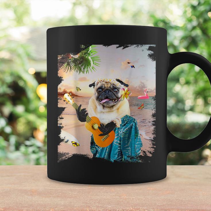 アロハ ハワイアン 犬 パグ ウクレレ ビーチ ファニー コーヒーマグ ギフトのアイデア