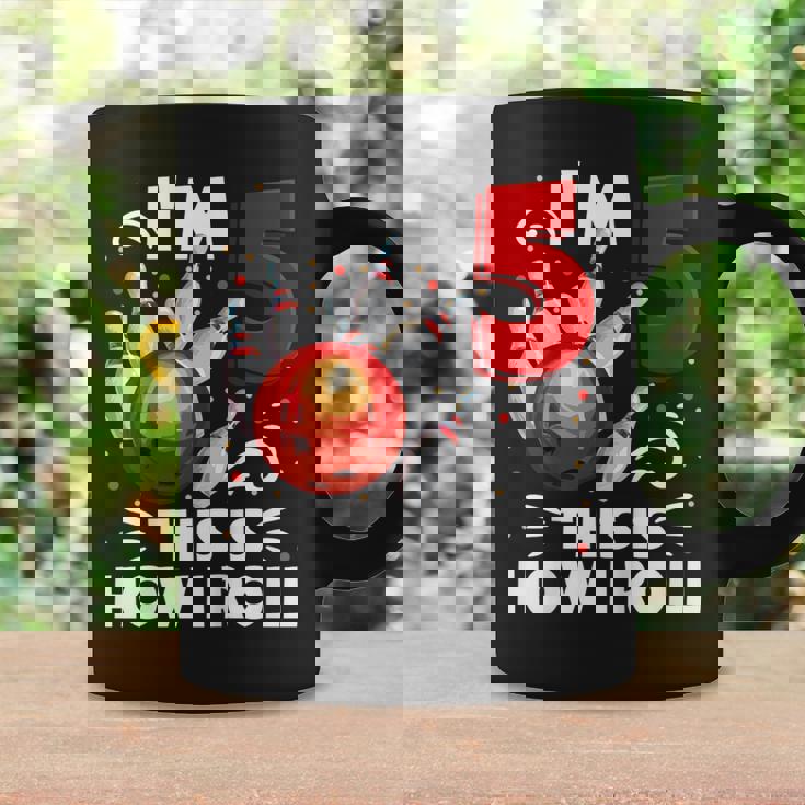 キッズ 5歳の誕生日 男の子 ボウリング This Is How I Roll 5歳 コーヒーマグ ギフトのアイデア