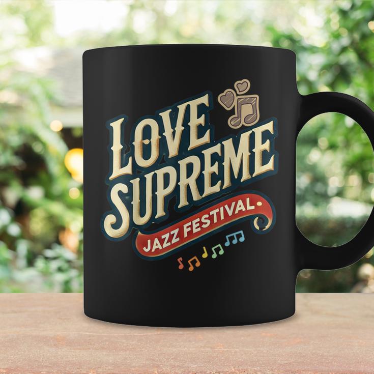 ジャズ愛好家のためのラブシュプリームジャズフェスティバル コーヒーマグ ギフトのアイデア