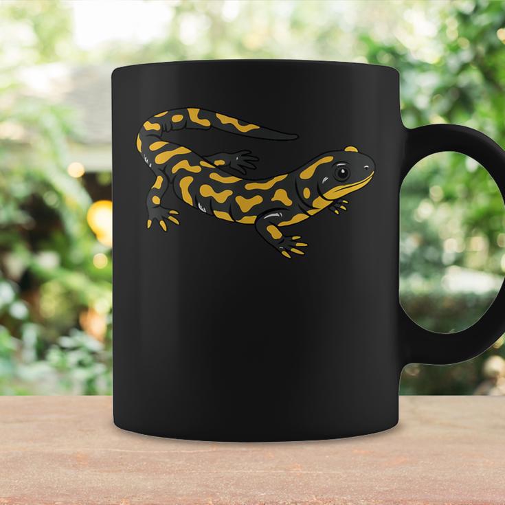 タイガーモール サラマンダー Ambystoma Tigrinum コーヒーマグ ギフトのアイデア