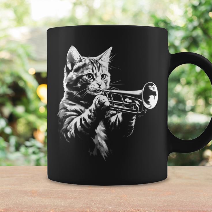 トランペットを奏でる猫 ヴィンテージ ジャズ ミュージシャン トランペッター コーヒーマグ ギフトのアイデア