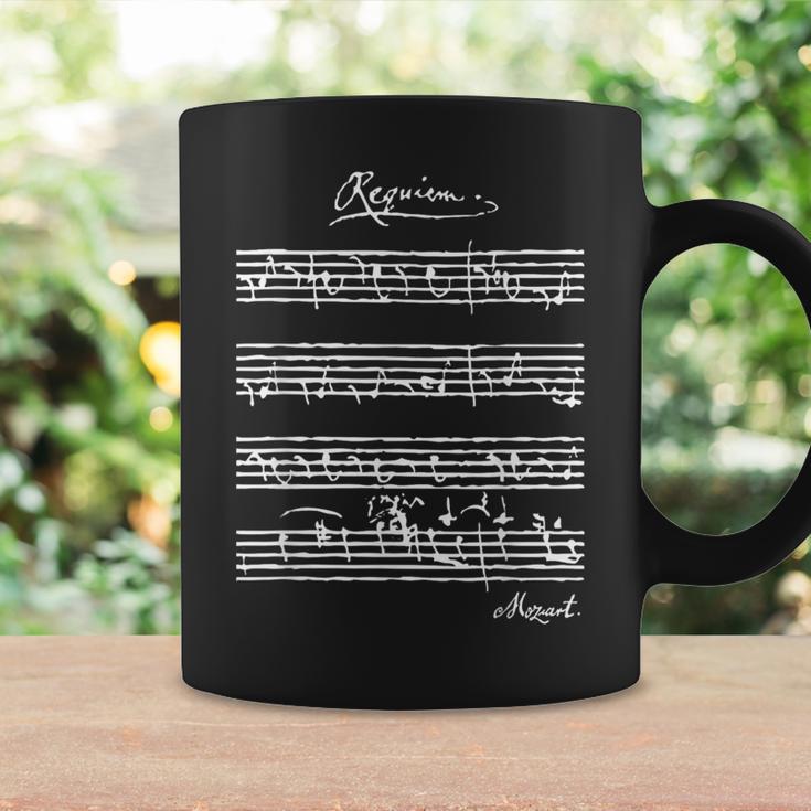 モーツァルトのレクイエム クラシック音楽愛好家tシャツ コーヒーマグ ギフトのアイデア