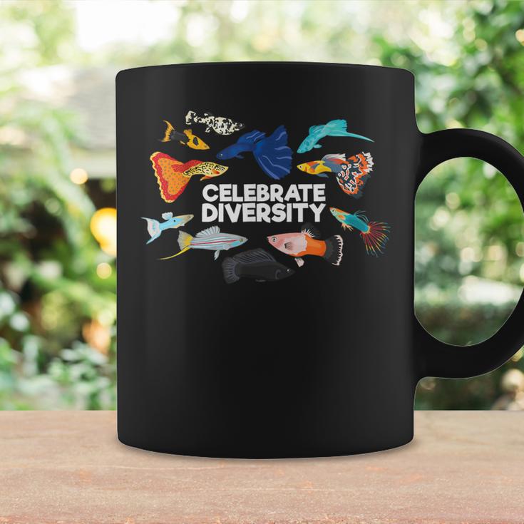 多様性を祝う アクアリウムフィッシュシャツ コーヒーマグ ギフトのアイデア