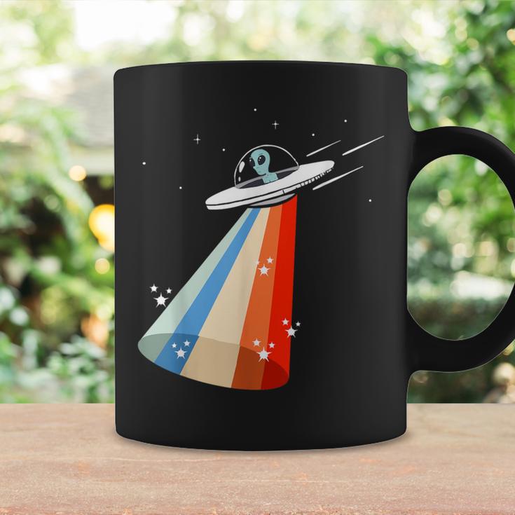 宇宙人誘引ufo 地球外飛行スペース エイリアン コーヒーマグ ギフトのアイデア