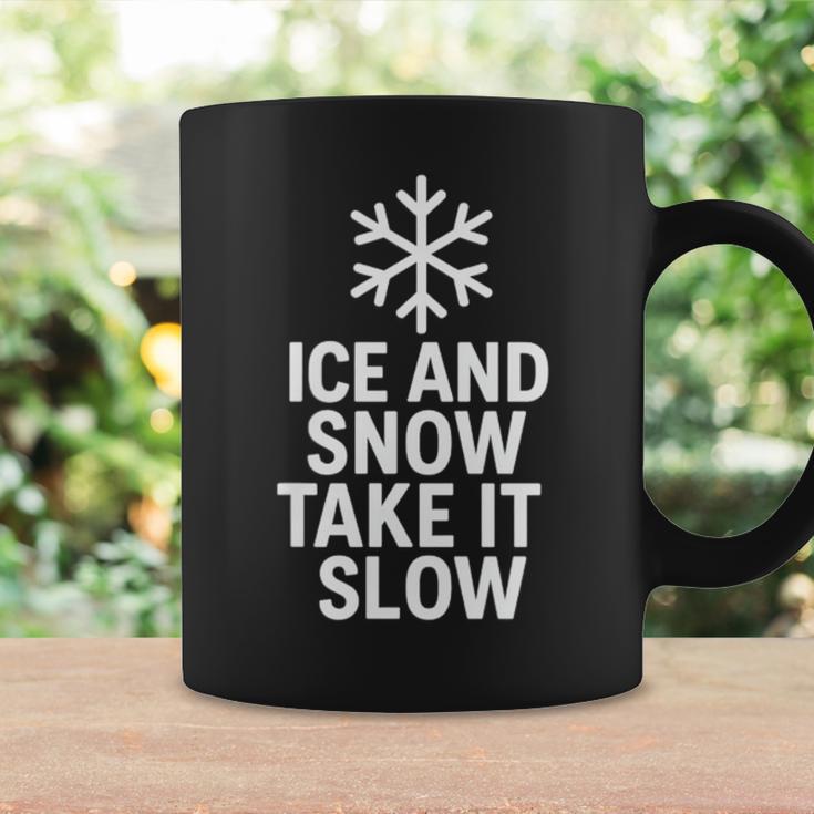氷と雪で簡単。滑りやすい表面でも天候の安全性。 コーヒーマグ ギフトのアイデア