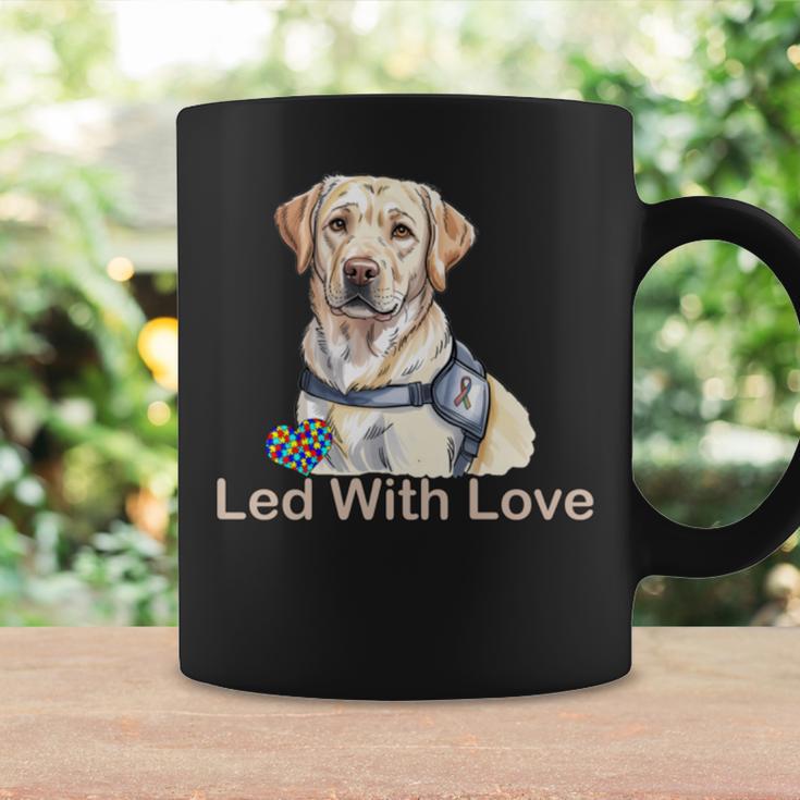 自閉症啓発サポート犬ラブラドールのニューロダイバーシティ 長袖tシャツ コーヒーマグ ギフトのアイデア