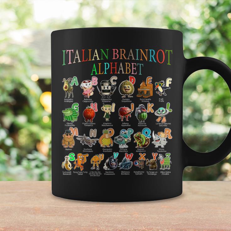 面白いイタリアンブレインロットキャラクターアルファベットミームブレインロット。 コーヒーマグ ギフトのアイデア