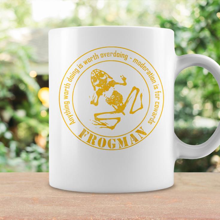 Frogman Diver ダメージ加工。 コーヒーマグ ギフトのアイデア