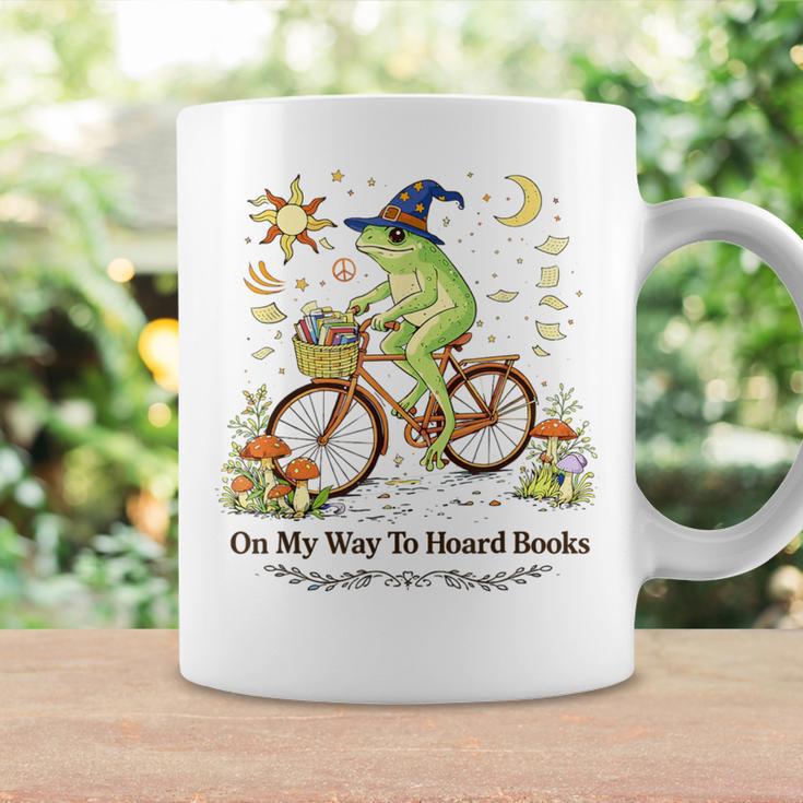 ON My Way To Hoard Books Cute Frog For Book Lovers Graphic Print Coffee Mug Gifts ideas