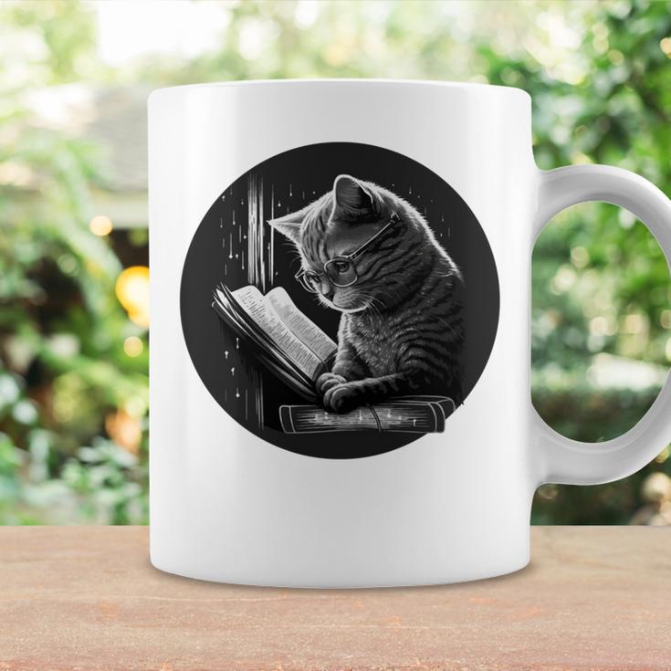 Reading Cat Book Lover Cat Lover Bookworm Cat Owner Graphic Print Coffee Mug Gifts ideas
