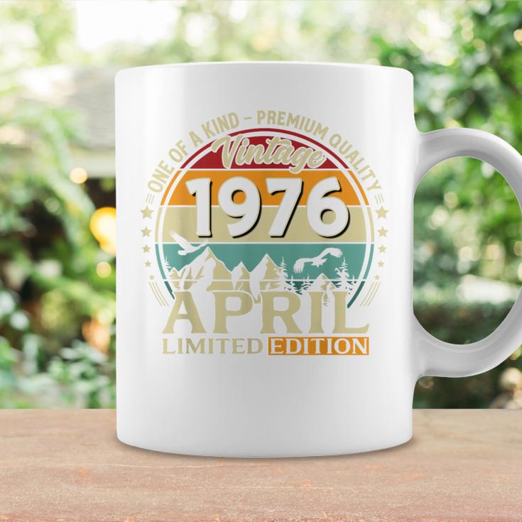 ヴィンテージカー 1976 年4月 50 歳の誕生日 1976 年のクラシックカー コーヒーマグ ギフトのアイデア