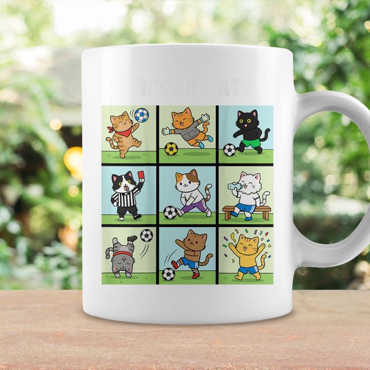 猫好きのためのフィットネス猫サッカーグラフィック コーヒーマグ ギフトのアイデア