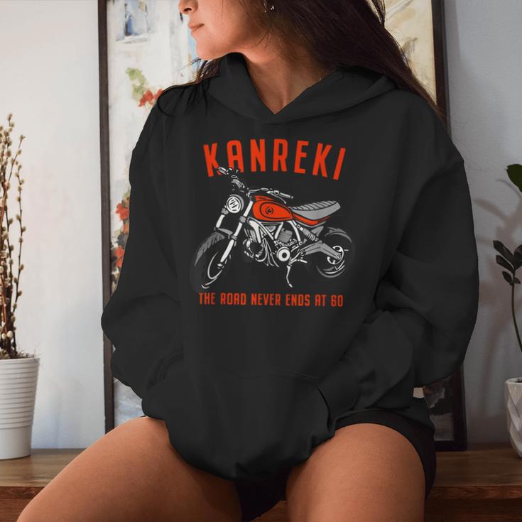 還暦祝い バイク好き 車好き 父 男性 女性 クラシック 60歳 The Road Never Ends At 60 レディースパーカー 彼女への贈り物