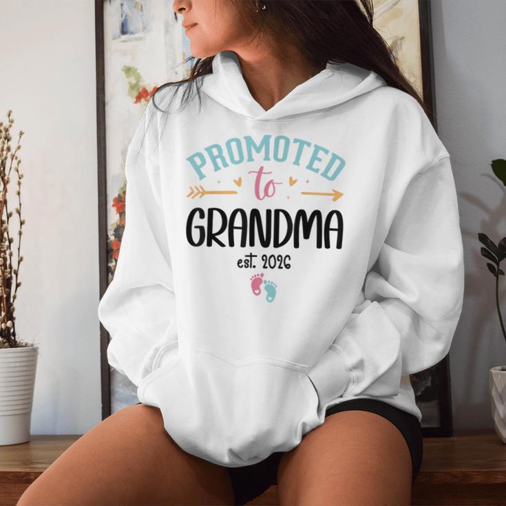 Promoted To Grandma Est 2026 Nana First Time Grandmother '26 レディースパーカー 彼女への贈り物