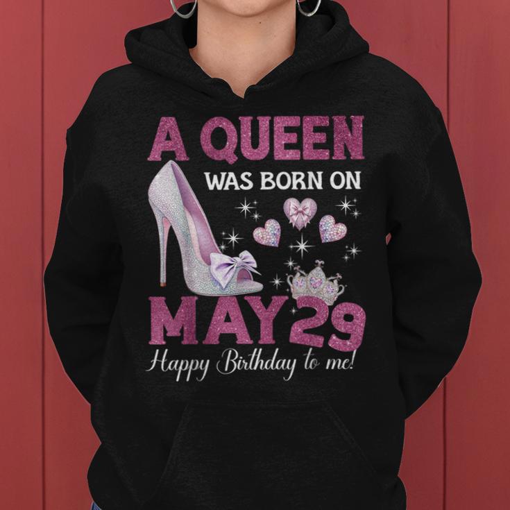 A Queen Was Born On 5月29日 ガーリー 誕生日 クイーン レディースパーカー