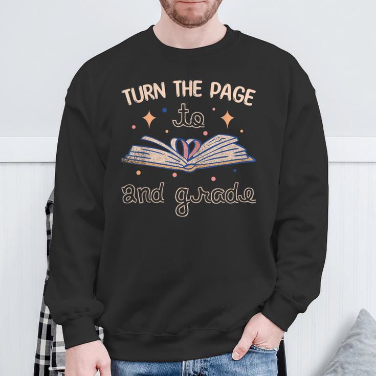 2nd Grade Book Lover Book Nerd Back To School Sweatshirt Gifts for Old Men