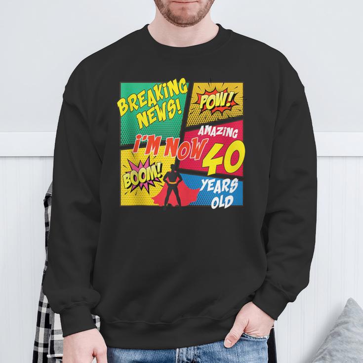 40 Years Old Birthday Comic Style Book Lover Party Sweatshirt Gifts for Old Men