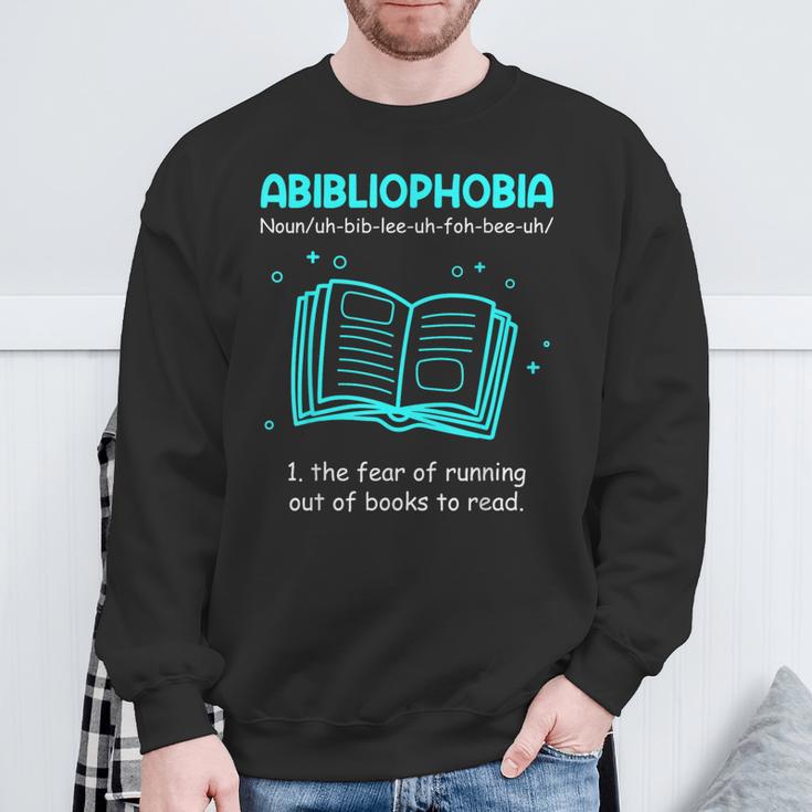Abibliophobia Abibliophobie Definition Books Sweatshirt Gifts for Old Men Abibliophobia Abibliophobie Definition Books Sweatshirt Gifts for Old Men