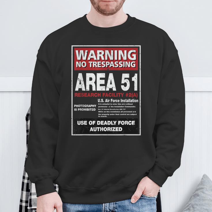 Alien Area 51 警告サイン ラスベガス Nv スウェットシャツ 高齢者への贈り物