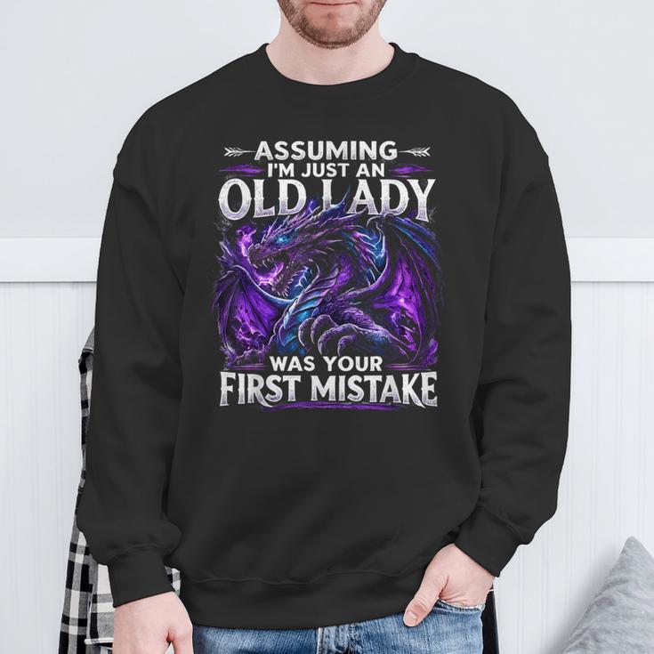 Assuming I'm Just An Old Lady Fantasy Book Reader Mom Dragon Sweatshirt Gifts for Old Men