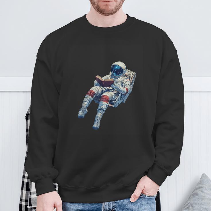 Astronaut Reading Book Sci-Fi Enthusiast Sweatshirt Gifts for Old Men