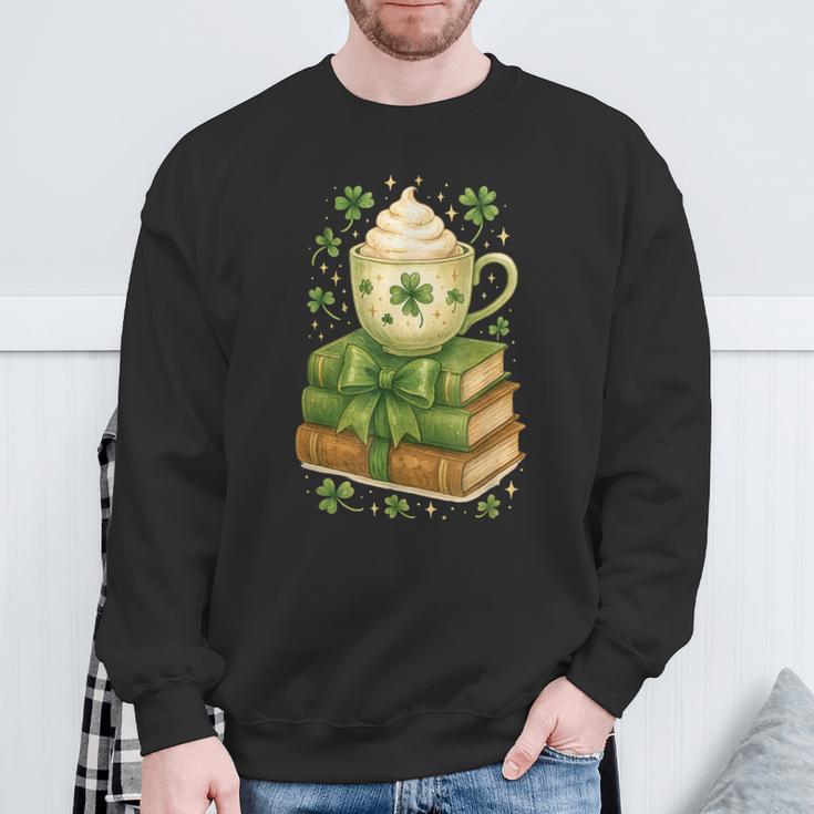 Book Lover St Patricks Day Teacher Cosy Librarycore Sweatshirt Gifts for Old Men