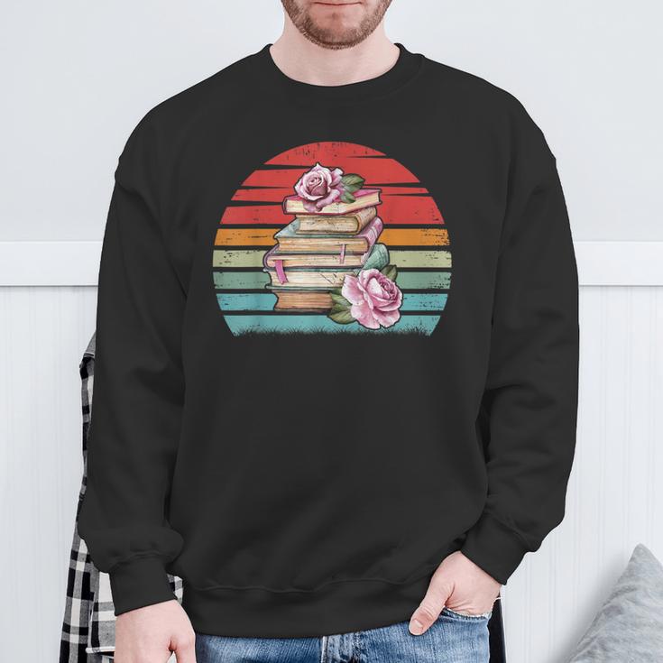 Book Reading Lover Bookworm Girls Shirt Librarian Vintage Sweatshirt Gifts for Old Men