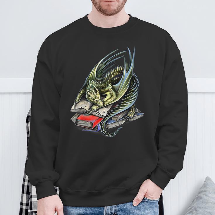 Book Wyrm Magical Dragon Book Worm Reading Tee T-Shirt Sweatshirt Gifts for Old Men