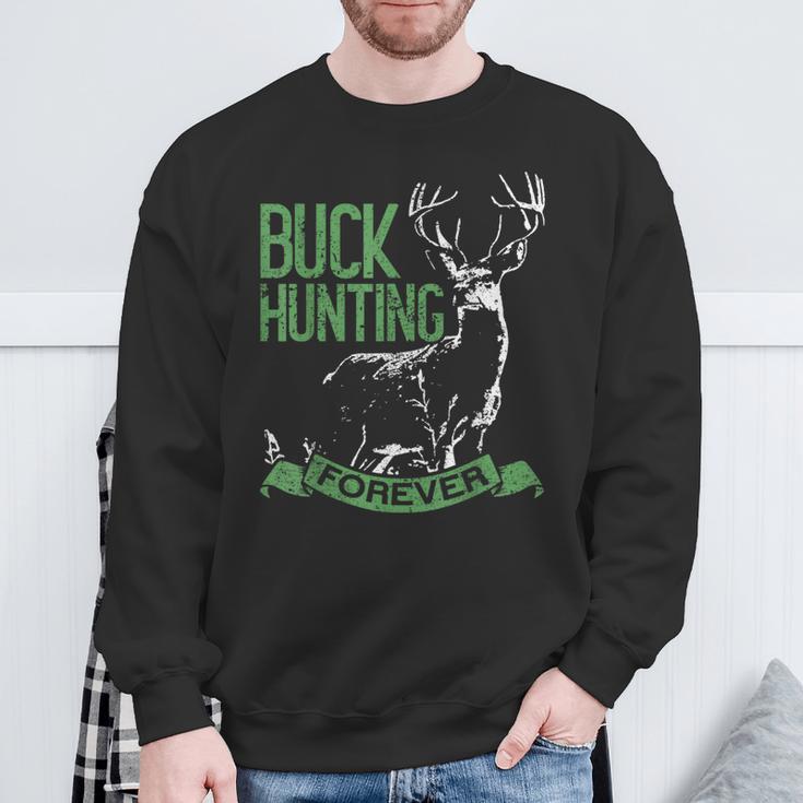Buck Hunting Forever Deer Hunting スウェットシャツ 高齢者への贈り物
