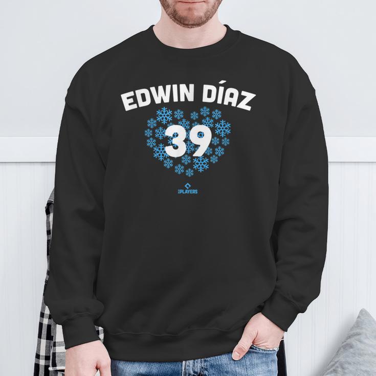 Edwin Diaz Heart New York Baseball Fansalentines スウェットシャツ 高齢者への贈り物