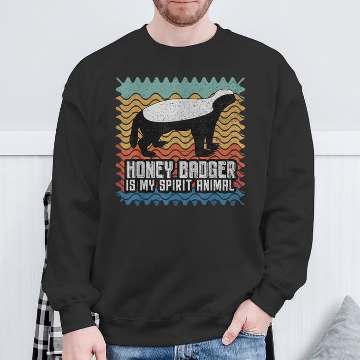 Honey Badger Is Mypirit Animal スウェットシャツ 高齢者への贈り物